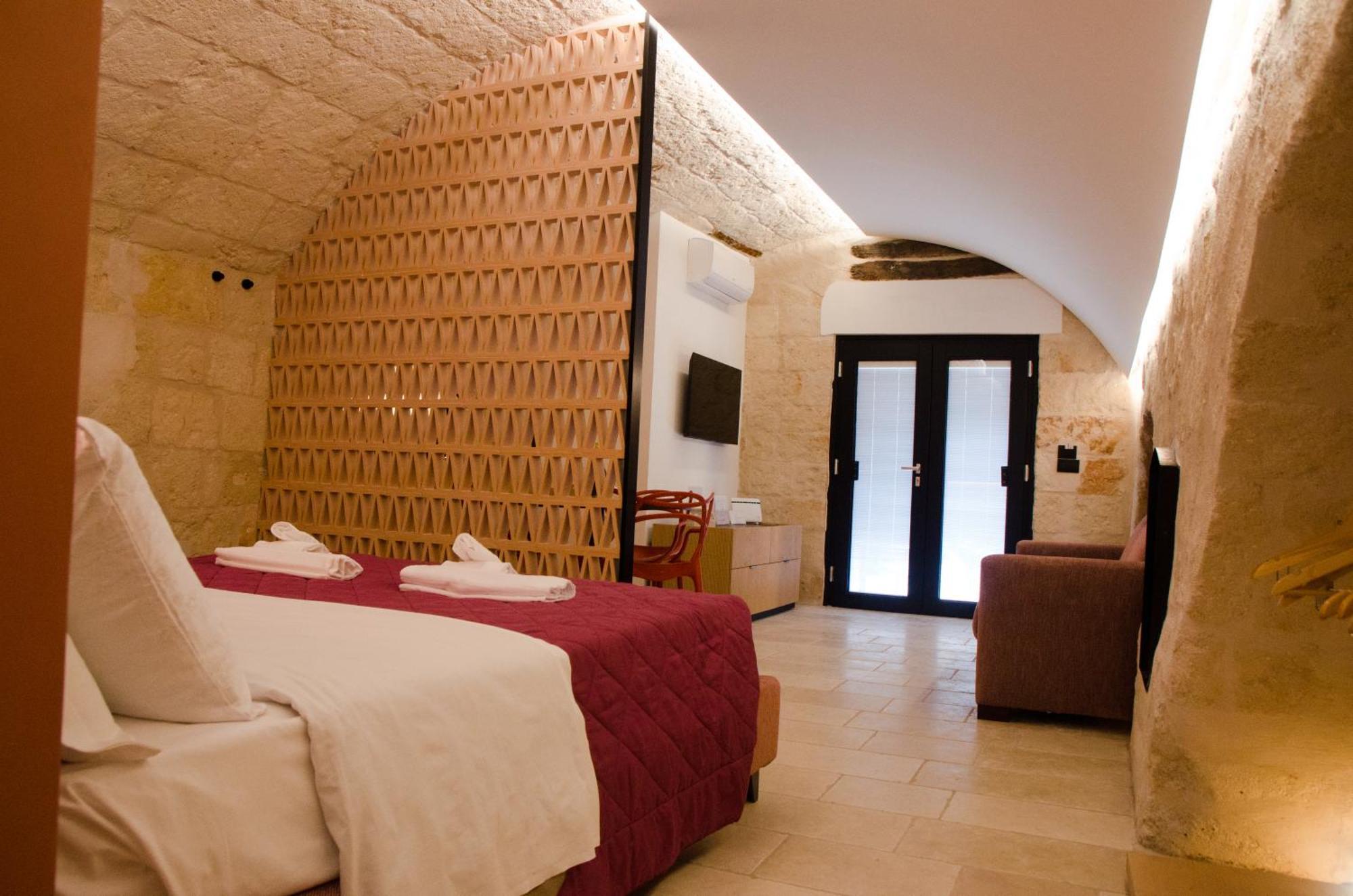 Suite Santa Caterina Монополи Экстерьер фото